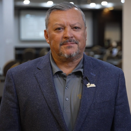 Dr. Claudio Lagunas